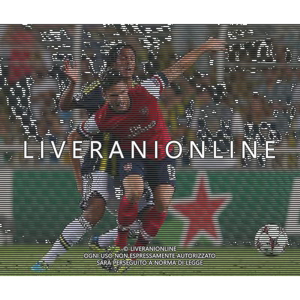 UEFA Chanpions League playoff first leg match between Fenerbahce and Arsenal at Sukru Saracoglu Stadiym in Istanbul, Turkey on august 21, 2013. Pictured: Olivier Giroud of Arsenal and Bruno Alves of Fenerbahce. LIGA MISTRZOW SEZON 2013/2014 PILKA NOZNA FENERBAHCE ISTAMBUL vs ARSENAL LONDYN FOT.SESKIMPHOTO/NEWSPIX.PL POLAND, TURKEY, GERMANY, AUSTRIA AND UK OUT !!! --- Newspix.pl AG ALDO LIVERANI SAS ONLY ITALY *** Local Caption *** www.newspix.pl mail us: info@newspix.pl call us: 0048 022 23 22 222 --- Polish Picture Agency by Ringier Axel Springer Poland