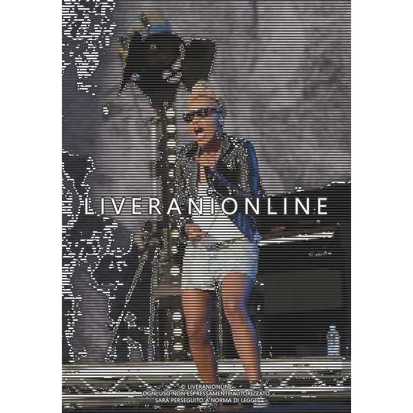  Emeli Sande performing live at V Festival, Hylands Park, Chelmsford, on Sunday August 18, 2013. ©PHOTOSHOT/AGENZIA ALDO LIVERANI SAS - ITALY ONLY - EDITORIAL USE ONLY