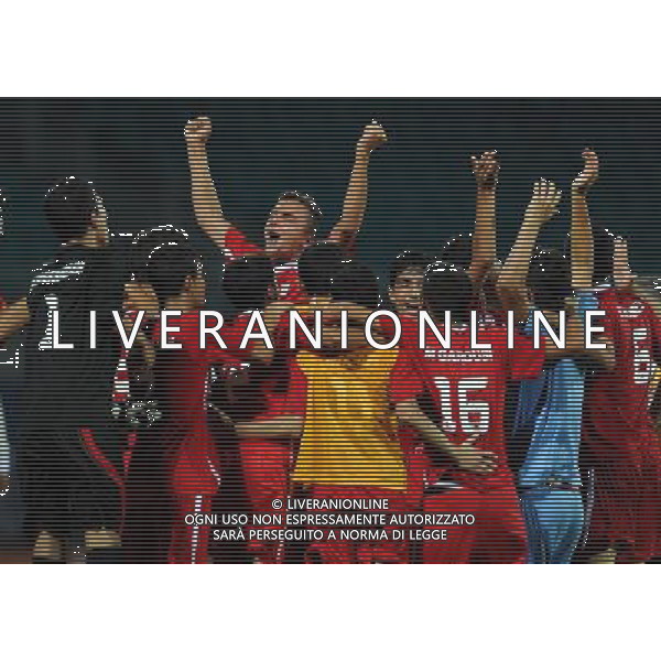 (130821) -- NANJING, Aug. 21, 2013 () -- Players of Iran celebrate after the men\'s soccer semifinal against Iraq at 2013 Asian Youth Games in Nanjing, capital of east China\'s Jiangsu Province, Aug. 21£Â2013. Iran won the match 1-0. (/Gong Lei) ©photoshot/AGENZIA ALDO LIVERANI SAS - ITALY ONLY - Giochi della Gioventu\' 2013 asiatici a Nanjing capitale della Cina orientale nella provincia del Jiangsu, agosto 2013.