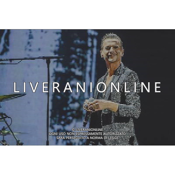 CLARKSTON, MI - AUGUST 22: Depeche Mode performs at DTE Energy Music Theatre on August 22, 2013 in Clarkston, Michigan. Credit: Schwegler/RTN/MediaPunch Inc. KONCERT FOT. MEDIAPUNCH/NEWSPIX.PL POLAND, US, FRANCE AND GERMANY OUT !!! --- Newspix.pl AG ALDO LIVERANI SAS ONLY ITALY AG ALDO LIVERANI SAS ONLY ITALY *** Local Caption *** www.newspix.pl mail us: info@newspix.pl call us: 0048 022 23 22 222 --- Polish Picture Agency by Ringier Axel Springer Poland