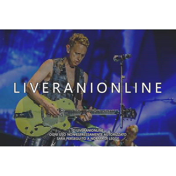 CLARKSTON, MI - AUGUST 22: Depeche Mode performs at DTE Energy Music Theatre on August 22, 2013 in Clarkston, Michigan. Credit: Schwegler/RTN/MediaPunch Inc. KONCERT FOT. MEDIAPUNCH/NEWSPIX.PL POLAND, US, FRANCE AND GERMANY OUT !!! --- Newspix.pl AG ALDO LIVERANI SAS ONLY ITALY AG ALDO LIVERANI SAS ONLY ITALY *** Local Caption *** www.newspix.pl mail us: info@newspix.pl call us: 0048 022 23 22 222 --- Polish Picture Agency by Ringier Axel Springer Poland