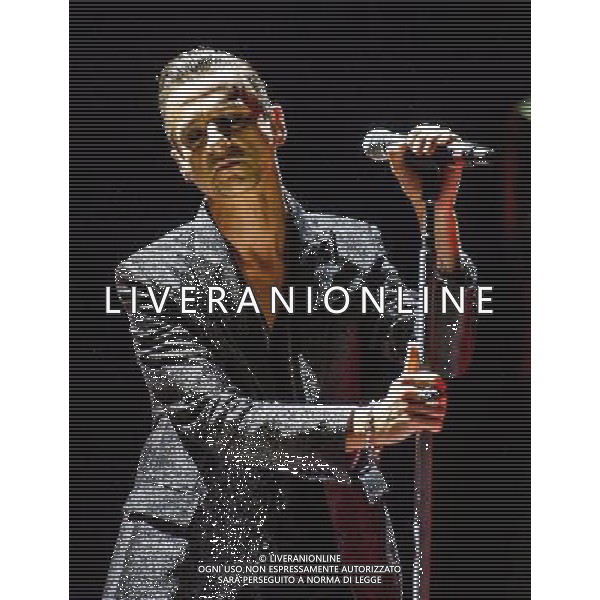 CLARKSTON, MI - AUGUST 22: Depeche Mode performs at DTE Energy Music Theatre on August 22, 2013 in Clarkston, Michigan. Credit: Schwegler/RTN/MediaPunch Inc. KONCERT FOT. MEDIAPUNCH/NEWSPIX.PL POLAND, US, FRANCE AND GERMANY OUT !!! --- Newspix.pl AG ALDO LIVERANI SAS ONLY ITALY AG ALDO LIVERANI SAS ONLY ITALY *** Local Caption *** www.newspix.pl mail us: info@newspix.pl call us: 0048 022 23 22 222 --- Polish Picture Agency by Ringier Axel Springer Poland