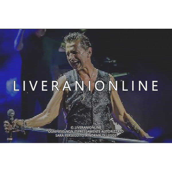 CLARKSTON, MI - AUGUST 22: Depeche Mode performs at DTE Energy Music Theatre on August 22, 2013 in Clarkston, Michigan. Credit: Schwegler/RTN/MediaPunch Inc. KONCERT FOT. MEDIAPUNCH/NEWSPIX.PL POLAND, US, FRANCE AND GERMANY OUT !!! --- Newspix.pl AG ALDO LIVERANI SAS ONLY ITALY AG ALDO LIVERANI SAS ONLY ITALY *** Local Caption *** www.newspix.pl mail us: info@newspix.pl call us: 0048 022 23 22 222 --- Polish Picture Agency by Ringier Axel Springer Poland