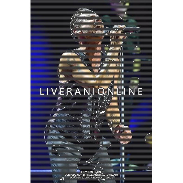 CLARKSTON, MI - AUGUST 22: Depeche Mode performs at DTE Energy Music Theatre on August 22, 2013 in Clarkston, Michigan. Credit: Schwegler/RTN/MediaPunch Inc. KONCERT FOT. MEDIAPUNCH/NEWSPIX.PL POLAND, US, FRANCE AND GERMANY OUT !!! --- Newspix.pl AG ALDO LIVERANI SAS ONLY ITALY AG ALDO LIVERANI SAS ONLY ITALY *** Local Caption *** www.newspix.pl mail us: info@newspix.pl call us: 0048 022 23 22 222 --- Polish Picture Agency by Ringier Axel Springer Poland