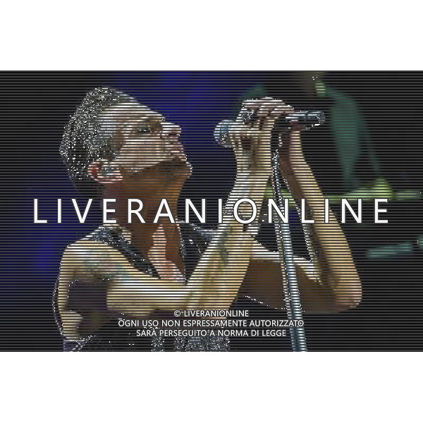 CLARKSTON, MI - AUGUST 22: Depeche Mode performs at DTE Energy Music Theatre on August 22, 2013 in Clarkston, Michigan. Credit: Schwegler/RTN/MediaPunch Inc. KONCERT FOT. MEDIAPUNCH/NEWSPIX.PL POLAND, US, FRANCE AND GERMANY OUT !!! --- Newspix.pl AG ALDO LIVERANI SAS ONLY ITALY AG ALDO LIVERANI SAS ONLY ITALY *** Local Caption *** www.newspix.pl mail us: info@newspix.pl call us: 0048 022 23 22 222 --- Polish Picture Agency by Ringier Axel Springer Poland