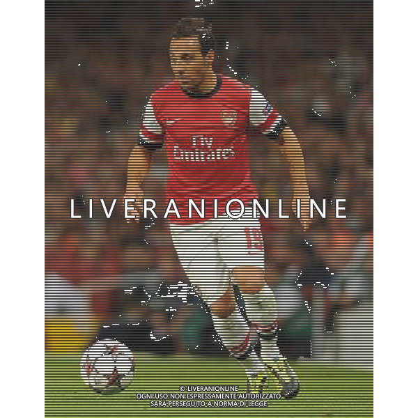  Santi Cazorla playing in the Champions League qualifier second leg, between Arsenal and Fenerbahce at The Emirates Stadium, London, on Tuesday August 27, 2013. ©photoshot/AGENZIA ALDO LIVERANI SAS - ITALY ONLY - Arsenal vs Fenerbahce gara ritorno Preliminari Champions League all\'Emirates Stadium di Londra, 27 Agosto, 2013.