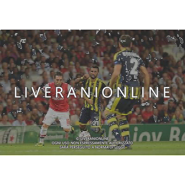 Santi Cazorla playing in the Champions League qualifier second leg, between Arsenal and Fenerbahce at The Emirates Stadium, London, on Tuesday August 27, 2013. ©photoshot/AGENZIA ALDO LIVERANI SAS - ITALY ONLY - Arsenal vs Fenerbahce gara ritorno Preliminari Champions League all\'Emirates Stadium di Londra, 27 Agosto, 2013.