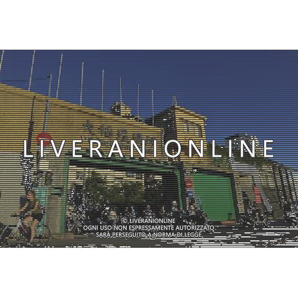 (130827) -- TAIPEI, Aug. 27, 2013 () -- Photo taken on Aug. 27, 2013 shows the Dadaocheng Wharf in Taipei, southeast China\'s Taiwan. Dadaocheng was an important trading port in the 19th century, and is now a tourist attraction and shopping area. (/Lu Peng) (mp) ©photoshot/AGENZIA ALDO LIVERANI SAS - ITALY ONLY - Vedute panoramih“che della citta\' e del molo di Dadaocheng, con un importante porto commerciale nel 19mo secolo, e\' ora un\'attrazione turistica a Taipei, sud-est della Cina, Taiwan, 27 agosto 2013.