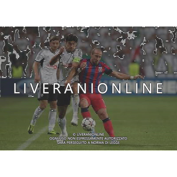 27.08.2013, Warszawa, pilka nozna, football, Liga Mistrzow kwalifikacje, Champions League play-off, Legia Warszawa - Steaua Bukareszt, Ivica Vrdoljak (Legia), Iasmin Latovlevici (Steaua), fot. Tomasz Jastrzebowski / Foto Olimpik/NEWSPIX.PL --- Newspix.pl AG ALDO LIVERANI SAS ONLY ITALY *** Local Caption *** www.newspix.pl mail us: info@newspix.pl call us: 0048 022 23 22 222 --- Polish Picture Agency by Ringier Axel Springer Poland