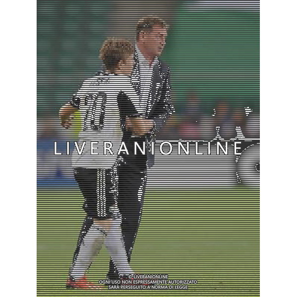 2013.08.27 WARSZAWA PILKA NOZNA LIGA MISTRZOW SEZON 2013/2014 FOOTBALL UEFA CHAMPIONS LEAGUE SEASON 2013/2014 LEGIA WARSZAWA - STEAUA BUKARESZT BUCURESTI N/Z SMUTEK PORAZKA PO MECZU JAKUB KOSECKI JAN URBAN (TRENER, HEAD COACH) FOTO LUKASZ LASKOWSKI / PRESSFOCUS NEWSPIXPL --- Newspix.pl AG ALDO LIVERANI SAS ONLY ITALY *** Local Caption *** www.newspix.pl mail us: info@newspix.pl call us: 0048 022 23 22 222 --- Polish Picture Agency by Ringier Axel Springer Poland