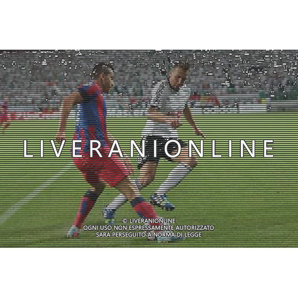 WARSZAWA 27.08.2013 REWANZOWY MECZ IV RUNDA ELIMINACYJNA LIGA MISTRZOW SEZON 2013/14: LEGIA WARSZAWA - STEAUA BUKARESZT --- UEFA CHAMPIONS LEAGUE FOURTH QUALIFYING ROUND SECOND MATCH: LEGIA WARSAW - STEAUA BUCHAREST DANIEL GEORGIEVSKI JAKUB WAWRZYNIAK FOT. PIOTR KUCZA/NEWSPIX.PL --- Newspix.pl AG ALDO LIVERANI SAS ONLY ITALY *** Local Caption *** www.newspix.pl mail us: info@newspix.pl call us: 0048 022 23 22 222 --- Polish Picture Agency by Ringier Axel Springer Poland