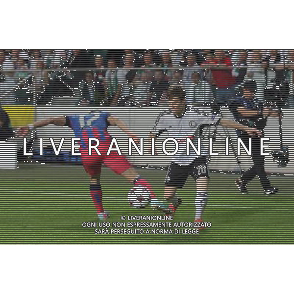 WARSZAWA 27.08.2013 REWANZOWY MECZ IV RUNDA ELIMINACYJNA LIGA MISTRZOW SEZON 2013/14: LEGIA WARSZAWA - STEAUA BUKARESZT --- UEFA CHAMPIONS LEAGUE FOURTH QUALIFYING ROUND SECOND MATCH: LEGIA WARSAW - STEAUA BUCHAREST DANIEL GEORGIEVSKI JAKUB KOSECKI FOT. PIOTR KUCZA/NEWSPIX.PL --- Newspix.pl AG ALDO LIVERANI SAS ONLY ITALY *** Local Caption *** www.newspix.pl mail us: info@newspix.pl call us: 0048 022 23 22 222 --- Polish Picture Agency by Ringier Axel Springer Poland