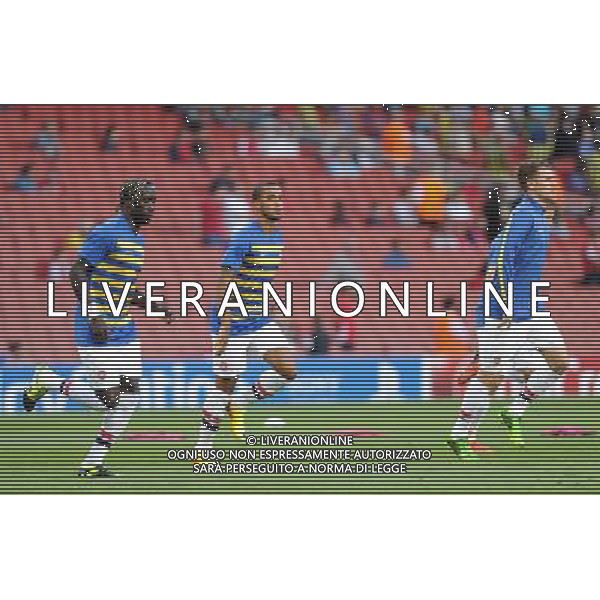  Theo Walcott warming up before the Champions League qualifier second leg, between Arsenal and Fenerbahce at The Emirates Stadium, London, on Tuesday August 27, 2013. ©photoshot/AGENZIA ALDO LIVERANI SAS - ITALY ONLY - EDITORIAL USE ONLY