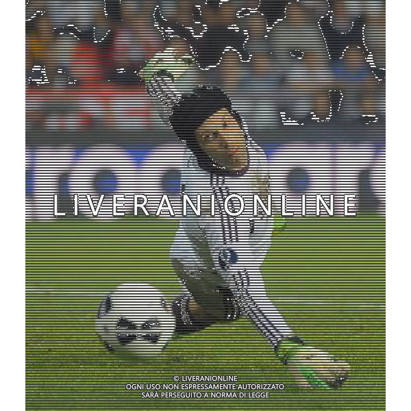 2013.08.30 PRAGA PILKA NOZNA SUPER PUCHAR EUROPY 2013 FOOTBALL UEFA SUPERCUP 2013 FC BAYERN MONACHIUM - FC CHELSEA LONDYN N/Z PETR CECH FOTO LUKASZ LASKOWSKI / PRESSFOCUS NEWSPIXPL --- Newspix.pl AG ALDO LIVERANI SAS ONLY ITALY *** Local Caption *** www.newspix.pl mail us: info@newspix.pl call us: 0048 022 23 22 222 --- Polish Picture Agency by Ringier Axel Springer Poland