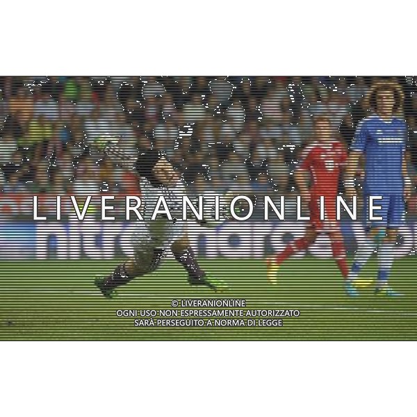 2013.08.30 PRAGA PILKA NOZNA SUPER PUCHAR EUROPY 2013 FOOTBALL UEFA SUPERCUP 2013 FC BAYERN MONACHIUM - FC CHELSEA LONDYN N/Z PETR CECH FOTO LUKASZ LASKOWSKI / PRESSFOCUS NEWSPIXPL --- Newspix.pl AG ALDO LIVERANI SAS ONLY ITALY *** Local Caption *** www.newspix.pl mail us: info@newspix.pl call us: 0048 022 23 22 222 --- Polish Picture Agency by Ringier Axel Springer Poland