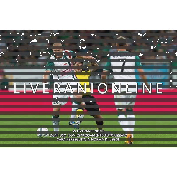 POLSKA WROCLAW 29 08 2013 STADION MIEJSKI aleja SLASKA 1 SEZON 2013 2014 UEFA LIGA EUROPY REWANZOWY MECZ CZWARTEJ RUNDY ELIMINACYJI LIGI EUROPY WKS SLASK WROCLAW v SEVILLA FC N Z PRZEMYSLAW KAZMIERCZAK slask wroclaw 26 VITOLO VICTOR MACHIN PEREZ sevilla fc 20 SEBINO PLAKU slask wroclaw 7 SEBASTIAN BOROWSKI Newspix pl POLAND WROCLAW 29 08 2013 STADIUM MUNICIPAL avenue SLASKA 1 SEASON 2013 2014 UEFA EUROPA LEAGUE SECOND LEG FOURTH QUALIFYING ROUND LEAGUE EUROPE MATCH WKS SLASK WROCLAW v SEVILLA FC --- Newspix.pl AG ALDO LIVERANI SAS ONLY ITALY *** Local Caption *** www.newspix.pl mail us: info@newspix.pl call us: 0048 022 23 22 222 --- Polish Picture Agency by Ringier Axel Springer Poland