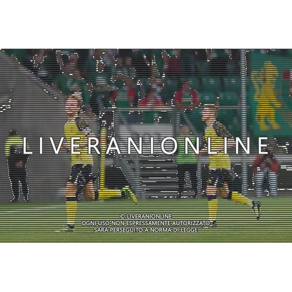 POLSKA WROCLAW 29 08 2013 STADION MIEJSKI aleja SLASKA 1 SEZON 2013 2014 UEFA LIGA EUROPY REWANZOWY MECZ CZWARTEJ RUNDY ELIMINACYJI LIGI EUROPY WKS SLASK WROCLAW v SEVILLA FC N Z IVAN RAKITIC sevilla fc 11 radosc po gol bramka joy after goal celebrates after scoring goal SEBASTIAN BOROWSKI Newspix pl POLAND WROCLAW 29 08 2013 STADIUM MUNICIPAL avenue SLASKA 1 SEASON 2013 2014 UEFA EUROPA LEAGUE SECOND LEG FOURTH QUALIFYING ROUND LEAGUE EUROPE MATCH WKS SLASK WROCLAW v SEVILLA FC --- Newspix.pl AG ALDO LIVERANI SAS ONLY ITALY *** Local Caption *** www.newspix.pl mail us: info@newspix.pl call us: 0048 022 23 22 222 --- Polish Picture Agency by Ringier Axel Springer Poland