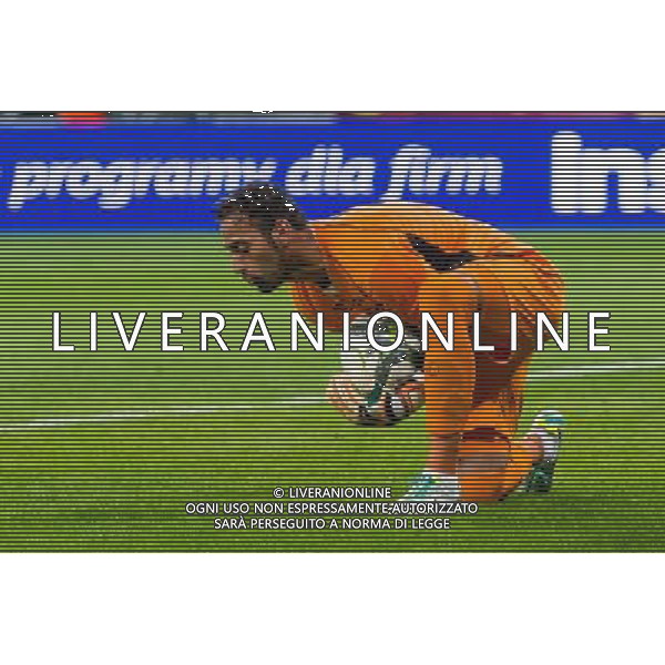 POLSKA WROCLAW 29 08 2013 STADION MIEJSKI aleja SLASKA 1 SEZON 2013 2014 UEFA LIGA EUROPY REWANZOWY MECZ CZWARTEJ RUNDY ELIMINACYJI LIGI EUROPY WKS SLASK WROCLAW v SEVILLA FC N Z BETO ANTONIO ALBERTO BASTOS PIMPAREL sevilla fc 13 SEBASTIAN BOROWSKI Newspix pl POLAND WROCLAW 29 08 2013 STADIUM MUNICIPAL avenue SLASKA 1 SEASON 2013 2014 UEFA EUROPA LEAGUE SECOND LEG FOURTH QUALIFYING ROUND LEAGUE EUROPE MATCH WKS SLASK WROCLAW v SEVILLA FC --- Newspix.pl AG ALDO LIVERANI SAS ONLY ITALY *** Local Caption *** www.newspix.pl mail us: info@newspix.pl call us: 0048 022 23 22 222 --- Polish Picture Agency by Ringier Axel Springer Poland