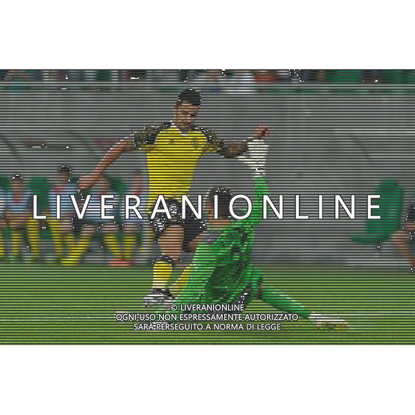 29.08.2013 WROCLAW PILKA NOZNA LIGA EUROPEJSKA EUROPY CZWARTA RUNDA KWALIFIKACYJNA SEZON 2013/2014 FOOTBALL UEFA EUROPA LEAGUE SECOND LEG OF THE FOURTH QUALIFYING ROUND SEASON 2013/2014 WKS SLASK WROCLAW - SEVILLA FC N/Z VICTOR MACHIN, RAFAL GIKIEWICZ FOT PAWEL ANDRACHIEWICZ / PRESSFOCUS NEWSPIXPL --- Newspix.pl AG ALDO LIVERANI SAS ONLY ITALY *** Local Caption *** www.newspix.pl mail us: info@newspix.pl call us: 0048 022 23 22 222 --- Polish Picture Agency by Ringier Axel Springer Poland