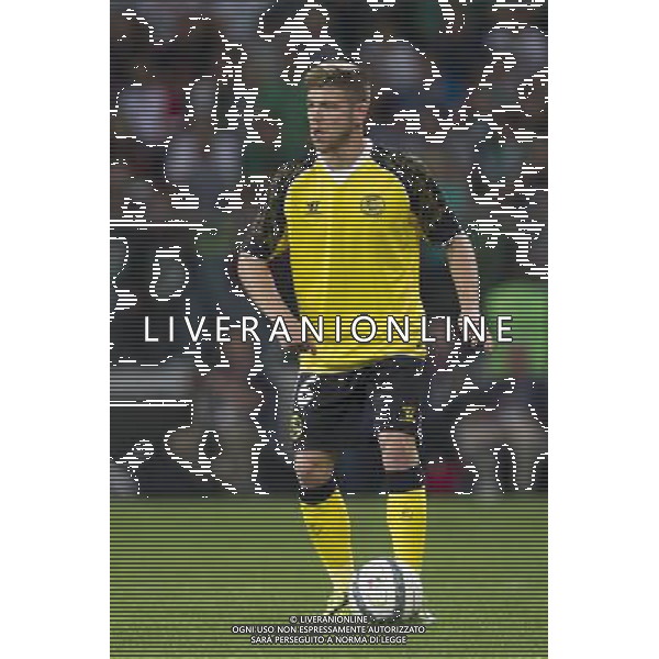 29.08.2013 WROCLAW , STADION MIEJSKI, AL. SLASKA, (POLAND WROCLAW, CITY STADIUM ) PILKA NOZNA (FOOTBALL, SOCCER), LIGA EUROPY UEFA SEZON 2013/2014 DRUGA RUNDA ELIMINACYJNA ( UEFA EUROPA LEAGUE SEASON 2013/2014 SECOND QUALIFYING ROUND FIRST LEG) MECZ (GAME MATCH) WKS SLASK WROCLAW - SEVILLA FC NZ SYLWETKA ALBERTO MORENO FOTO KATARZYNA PLEWCZYNSKA/CYFRASPORT/NEWSPIX.PL --- Newspix.pl AG ALDO LIVERANI SAS ONLY ITALY *** Local Caption *** www.newspix.pl mail us: info@newspix.pl call us: 0048 022 23 22 222 --- Polish Picture Agency by Ringier Axel Springer Poland