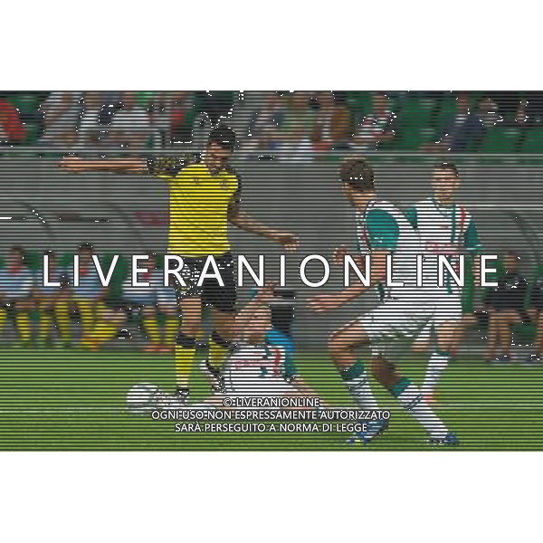 29.08.2013 WROCLAW PILKA NOZNA LIGA EUROPEJSKA EUROPY CZWARTA RUNDA KWALIFIKACYJNA SEZON 2013/2014 FOOTBALL UEFA EUROPA LEAGUE SECOND LEG OF THE FOURTH QUALIFYING ROUND SEASON 2013/2014 WKS SLASK WROCLAW - SEVILLA FC N/Z VICTOR MACHIN, MARIUSZ PAWELEC FOT PAWEL ANDRACHIEWICZ / PRESSFOCUS NEWSPIXPL --- Newspix.pl AG ALDO LIVERANI SAS ONLY ITALY *** Local Caption *** www.newspix.pl mail us: info@newspix.pl call us: 0048 022 23 22 222 --- Polish Picture Agency by Ringier Axel Springer Poland