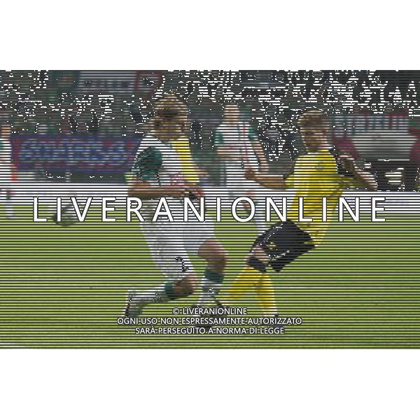 WROCLAW POLSKA 29-08-2013 SEZON 2013/2014 4 RUNDA ELIMINACYJNA LIGA EUROPY WKS SLASK WROCLAW POLSKA vs SEVILLA FC HISZPANIA NZ KRZYSZTOF OSTROWSKI - ALBERTO MORENO FOT KRYSTYNA PACZKOWSKA/PRZEGLAD SPORTOWY/NEWSPIX.PL SEASON 2013 2014 FOURTH QUALIFYING ROUND LEAGUE EUROPE MATCH WKS SLASK WROCLAW vs SEVILLA FC --- Newspix.pl AG ALDO LIVERANI SAS ONLY ITALY *** Local Caption *** www.newspix.pl mail us: info@newspix.pl call us: 0048 022 23 22 222 --- Polish Picture Agency by Ringier Axel Springer Poland