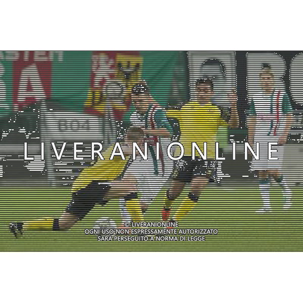 WROCLAW POLSKA 29-08-2013 SEZON 2013/2014 4 RUNDA ELIMINACYJNA LIGA EUROPY WKS SLASK WROCLAW POLSKA vs SEVILLA FC HISZPANIA NZ ALBERTO MORENO - WALDEMAR SOBOTE - BRYAN RABELLO FOT KRYSTYNA PACZKOWSKA/PRZEGLAD SPORTOWY/NEWSPIX.PL SEASON 2013 2014 FOURTH QUALIFYING ROUND LEAGUE EUROPE MATCH WKS SLASK WROCLAW vs SEVILLA FC --- Newspix.pl AG ALDO LIVERANI SAS ONLY ITALY *** Local Caption *** www.newspix.pl mail us: info@newspix.pl call us: 0048 022 23 22 222 --- Polish Picture Agency by Ringier Axel Springer Poland