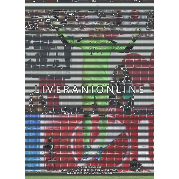 2013.08.30 PRAGA PILKA NOZNA SUPER PUCHAR EUROPY 2013 FOOTBALL UEFA SUPERCUP 2013 FC BAYERN MONACHIUM - FC CHELSEA LONDYN N/Z MANUEL NEUER BRONI DECYZUJACY RZUT KARNY RADOSC ZWYCIESTWO FOTO LUKASZ LASKOWSKI / PRESSFOCUS NEWSPIXPL --- Newspix.pl AG ALDO LIVERANI SAS ONLY ITALY *** Local Caption *** www.newspix.pl mail us: info@newspix.pl call us: 0048 022 23 22 222 --- Polish Picture Agency by Ringier Axel Springer Poland