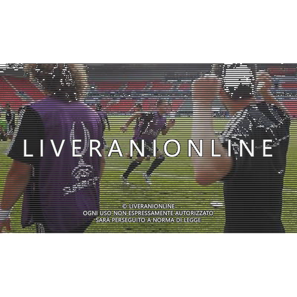 (130830) -- PRAGUE, Aug. 30, 2013 () -- FC Chelsea\'s player John Terry take part in a training session of the football club at the Eden Arena in Prague, Czech Republic on August 29, 2013. Chelsea will face Bayern Munich in the UEFA Super Cup match on Friday. (/Zhou Lei) ©photoshot/AGENZIA ALDO LIVERANI SAS - ITALY ONLY - Chelsea vs Bayern Monaco UEFA Supercoppa Europea allo Stadio Eden di Praga 30 agosto 2013