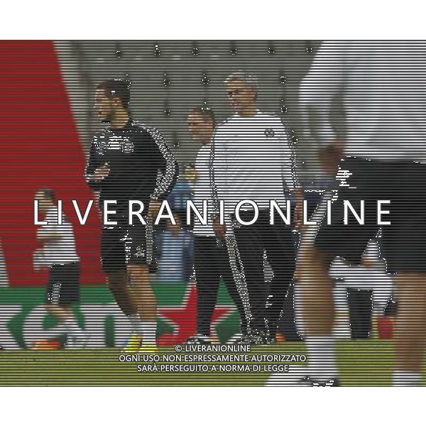 (130830) -- PRAGUE, Aug. 30, 2013 () -- FC Chelsea\'s Portuguese manager Jose Mourinho (C) reacts during a training session of the football club at the Eden Arena in Prague, Czech Republic on August 29, 2013. Chelsea will face Bayern Munich in the UEFA Super Cup match on Friday. (/Zhou Lei) ©photoshot/AGENZIA ALDO LIVERANI SAS - ITALY ONLY - Chelsea vs Bayern Monaco UEFA Supercoppa Europea allo Stadio Eden di Praga 30 agosto 2013