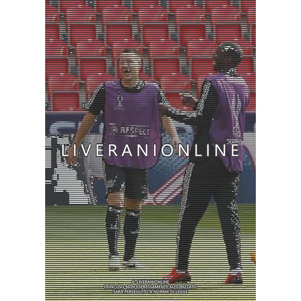 (130830) -- PRAGUE, Aug. 30, 2013 () -- FC Chelsea\'s player John Terry reacts during a training session of the football club at the Eden Arena in Prague, Czech Republic on August 29, 2013. Chelsea will face Bayern Munich in the UEFA Super Cup match on Friday. (/Zhou Lei) ©photoshot/AGENZIA ALDO LIVERANI SAS - ITALY ONLY - Chelsea vs Bayern Monaco UEFA Supercoppa Europea allo Stadio Eden di Praga 30 agosto 2013