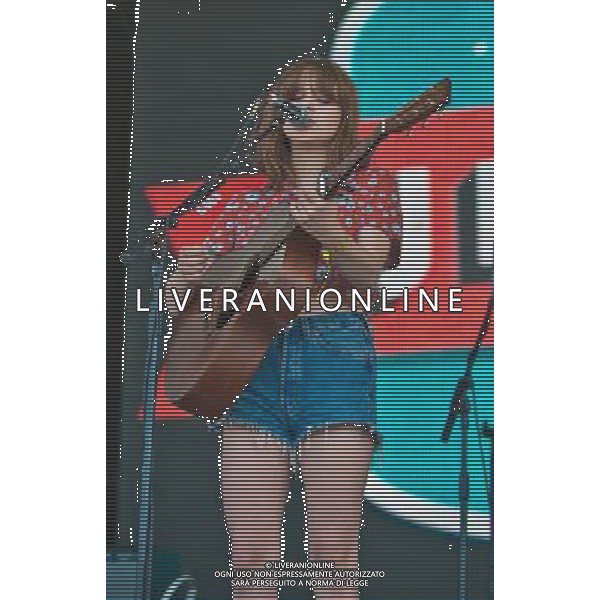  Trinity Jersey CI : Gabrielle Aplin performing on the main stage at 2013 Jersey Live Festival.Jersey Live is celebrating its 10th anniversary. Date 01/09/2013 ©PHOTOSHOT/AGENZIA ALDO LIVERANI SAS - ITALY ONLY - EDITORIAL USE ONLY