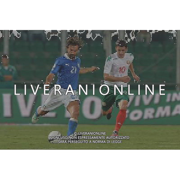 6-9-2013 Palermo : Italia - Bulgaria Qualificazioni Mondiali Calcio 2014 Nella foto: Andrea Pirlo - Aleksandar Tonev GIUSEPPE SERGI/AG ALDO LIVERANI SAS 