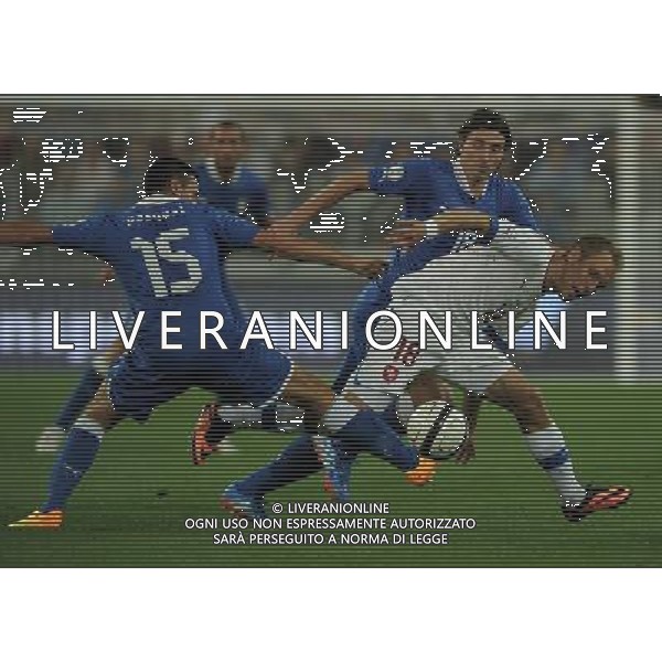 Qualificazioni ai Campionati Mondiali di Calcio Brasile FIFA 2014 Gruppo B Torino - 10.09.2013 Italia-Repubblica Ceca Nella Foto:kolar fra montolivo e pasqual /Ph.Vitez-Ag. Aldo Liverani