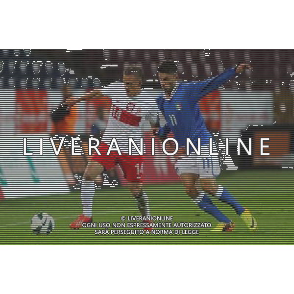 POLSKA SZCZECIN STADION IM. FLORIANA KRYGIERA 11.09.2013 MECZ POLSKA U20 - WLOCHY U20 NZ PATRYK FRYC (L), VINCENZO GRIFO (P) FOT. KRZYSZTOF CICHOMSKI/NEWSPIX.PL POLAND SZCZECIN STADIUM IM. FLORIANA KRYGIERA 11.09.2013 MATCH POLAND U20 - ITALY U20 PATRYK FRYC (L), VINCENZO GRIFO (P) FOT. KRZYSZTOF CICHOMSKI/NEWSPIX.PL --- Newspix.pl AG ALDO LIVERANI SAS ONLY ITALY *** Local Caption *** www.newspix.pl mail us: info@newspix.pl call us: 0048 022 23 22 222 --- Polish Picture Agency by Ringier Axel Springer Poland