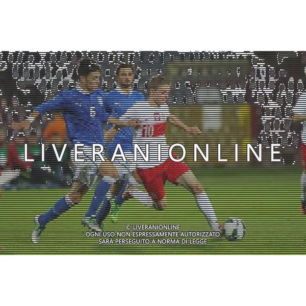 POLSKA SZCZECIN STADION IM. FLORIANA KRYGIERA 11.09.2013 MECZ POLSKA U20 - WLOCHY U20 NZ FEDERICO BARBA (L), MATEUSZ SZWOCH (P) FOT. KRZYSZTOF CICHOMSKI/NEWSPIX.PL POLAND SZCZECIN STADIUM IM. FLORIANA KRYGIERA 11.09.2013 MATCH POLAND U20 - ITALY U20 FEDERICO BARBA (L), MATEUSZ SZWOCH (P) FOT. KRZYSZTOF CICHOMSKI/NEWSPIX.PL --- Newspix.pl AG ALDO LIVERANI SAS ONLY ITALY *** Local Caption *** www.newspix.pl mail us: info@newspix.pl call us: 0048 022 23 22 222 --- Polish Picture Agency by Ringier Axel Springer Poland