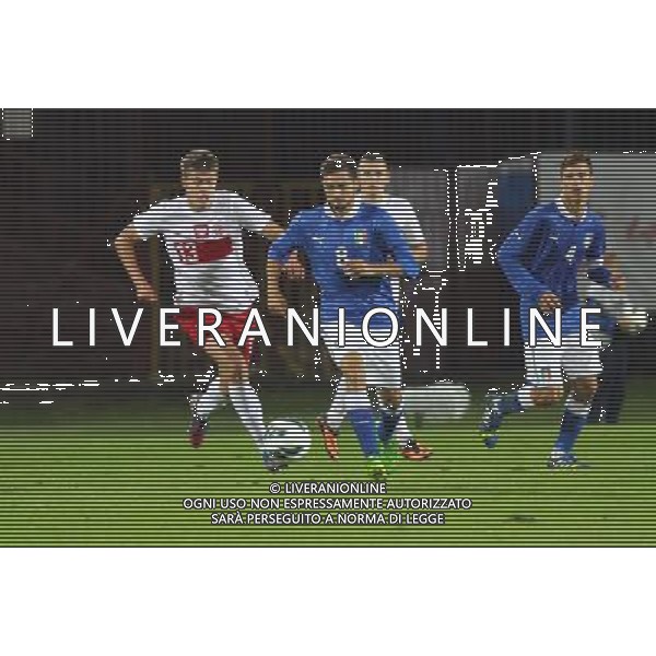 POLSKA SZCZECIN STADION IM. FLORIANA KRYGIERA 11.09.2013 MECZ POLSKA U20 - WLOCHY U20 NZ PAWEL DRAZBA (L), ANDREA SCHIAVONE, VALERIO VERRE (P) FOT. KRZYSZTOF CICHOMSKI/NEWSPIX.PL POLAND SZCZECIN STADIUM IM. FLORIANA KRYGIERA 11.09.2013 MATCH POLAND U20 - ITALY U20 PAWEL DRAZBA (L), ANDREA SCHIAVONE, VALERIO VERRE (P) FOT. KRZYSZTOF CICHOMSKI/NEWSPIX.PL --- Newspix.pl AG ALDO LIVERANI SAS ONLY ITALY *** Local Caption *** www.newspix.pl mail us: info@newspix.pl call us: 0048 022 23 22 222 --- Polish Picture Agency by Ringier Axel Springer Poland