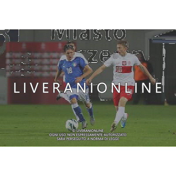 POLSKA SZCZECIN STADION IM. FLORIANA KRYGIERA 11.09.2013 MECZ POLSKA U20 - WLOCHY U20 NZ FRANCESCO VASSALLO (L), KAMIL WLODYKA (P) FOT. KRZYSZTOF CICHOMSKI/NEWSPIX.PL POLAND SZCZECIN STADIUM IM. FLORIANA KRYGIERA 11.09.2013 MATCH POLAND U20 - ITALY U20 FRANCESCO VASSALLO (L), KAMIL WLODYKA (P) FOT. KRZYSZTOF CICHOMSKI/NEWSPIX.PL --- Newspix.pl AG ALDO LIVERANI SAS ONLY ITALY *** Local Caption *** www.newspix.pl mail us: info@newspix.pl call us: 0048 022 23 22 222 --- Polish Picture Agency by Ringier Axel Springer Poland