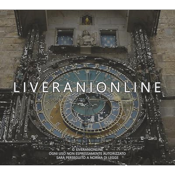 (130912) -- BRUSSELS, Sept. 12, 2013 () -- The photo taken on Aug. 28, 2013 shows the renowned Astronomical Clock in Prague, capital of Czech Republic, As home to a number of famous cultural attractions, the extensive historic centre of Prague has been included in the UNESCO World Heritage List since 1992. In the course of the 1100 years of its existence, Prague¡¯s development can be documented in the architectural expression of many historical periods and their styles. (/Zhou Lei) ©PHOTOSHOT/AGENZIA ALDO LIVERANI SAS - ITALY ONLY - EDITORIAL USE ONLY - Vedute dei monumenti della citta di Praga, capitale della Repubblica Ceca, inserita nella lista del patrimonio mondiale dell\'UNESCO dal 1992.