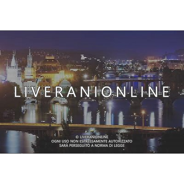 (130912) -- BRUSSELS, Sept. 12, 2013 () -- The photo taken on Sept. 1, 2013 shows the night view of the old town and Charles Bridge in Prague, capital of Czech Republic, As home to a number of famous cultural attractions, the extensive historic centre of Prague has been included in the UNESCO World Heritage List since 1992. In the course of the 1100 years of its existence, Prague¡¯s development can be documented in the architectural expression of many historical periods and their styles. (/Zhou Lei) ©PHOTOSHOT/AGENZIA ALDO LIVERANI SAS - ITALY ONLY - EDITORIAL USE ONLY - Vedute dei monumenti della citta di Praga, capitale della Repubblica Ceca, inserita nella lista del patrimonio mondiale dell\'UNESCO dal 1992.