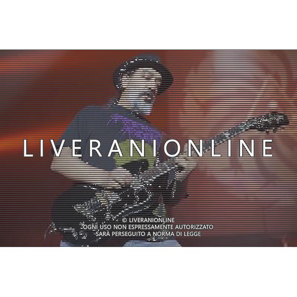 Kim Thayil of Soundgarden performs live at Manchester Apollo, Manchester, England, 13th September 2013. ©PHOTOSHOT/AGENZIA ALDO LIVERANI SAS - ITALY ONLY - EDITORIAL USE ONLY
