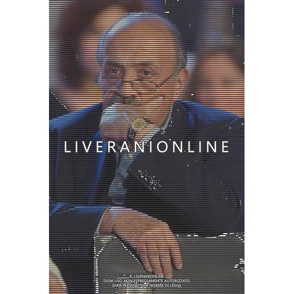 Roma 20 / 10 / 2004 Maurizio Costanzo Show Nella foto: Maurizio Costanzo ph TvPhoto / Agenzia Aldo Liverani 