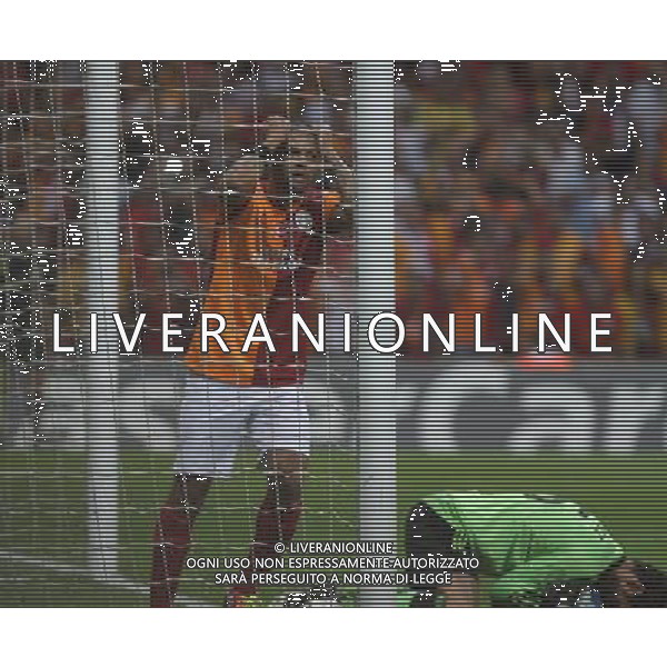 UEFA Champions League group B match between Galatasaray and Real Madrid at Turk Telekom Arena Stadium on September 17, 2013 in Istanbul,Turkey. Pictured: Felipe Melo of Galatasaray. LIGA MISTRZOW SEZON 2013/2014 PILKA NOZNA GALATASARAY vs REAL MADRYT FOT.SESKIM PHOTO/NEWSPIX.PL TURKEY, GERMANY, AUSTRIA AND UK OUT !!! --- Newspix.pl /AGENZIA ALDO LIVERANI SAS - ITALY ONLY - EDITORIAL USE ONLY *** Local Caption *** www.newspix.pl mail us: info@newspix.pl call us: 0048 022 23 22 222 --- Polish Picture Agency by Ringier Axel Springer Poland