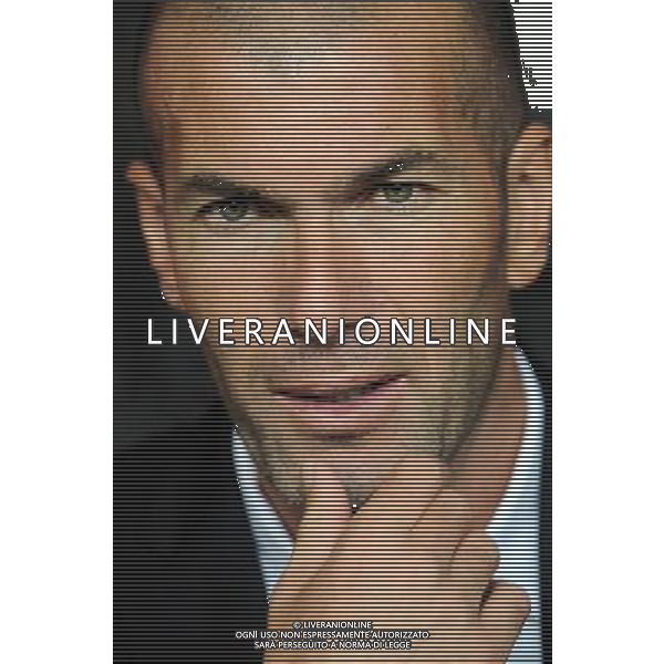 UEFA Champions League group B match between Galatasaray and Real Madrid at Turk Telekom Arena Stadium on September 17, 2013 in Istanbul,Turkey. Match Scored: Galatasaray 1 - Real Madrid 6 Pictured: Zinedine Zidane of Real Madrid. LIGA MISTRZOW SEZON 2013/2014 PILKA NOZNA GALATASARAY vs REAL MADRYT FOT.SESKIM PHOTO/NEWSPIX.PL TURKEY, GERMANY, AUSTRIA AND UK OUT !!! --- Newspix.pl /AGENZIA ALDO LIVERANI SAS - ITALY ONLY - EDITORIAL USE ONLY *** Local Caption *** www.newspix.pl mail us: info@newspix.pl call us: 0048 022 23 22 222 --- Polish Picture Agency by Ringier Axel Springer Poland