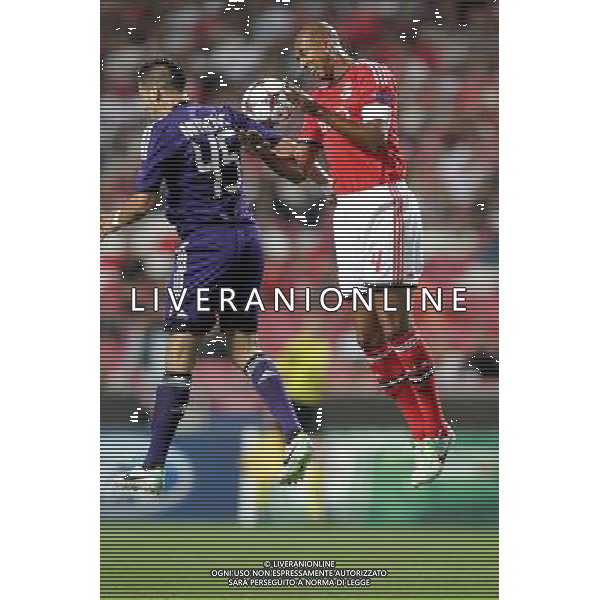 Luisao / Aleksandar Mitrovic - 17.09.2013 - Anderlecht / Benfica - Ligue des Champions Photo : Carlos Rodrigues / Icon Sport AG ALDO LIVERANI SAS ONLY ITALY