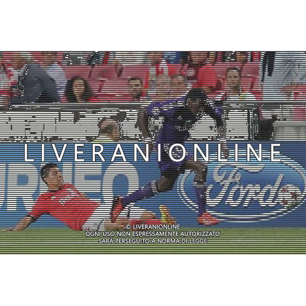 Enzo Perez / Fabrice N‚Sakala - 17.09.2013 - Anderlecht / Benfica - Ligue des Champions Photo : Carlos Rodrigues / Icon Sport AG ALDO LIVERANI SAS ONLY ITALY