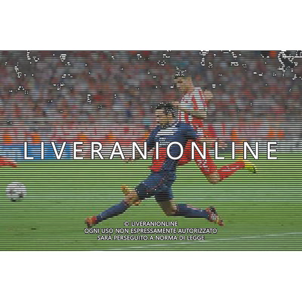 Ezequiel LAVEZZI - 17.09.2013 - Olympiakos / Paris Saint Germain - Ligue des Champions Photo: Amandine Noel / Icon Sport /AGENZIA ALDO LIVERANI SAS - ITALY ONLY - EDITORIAL USE ONLY
