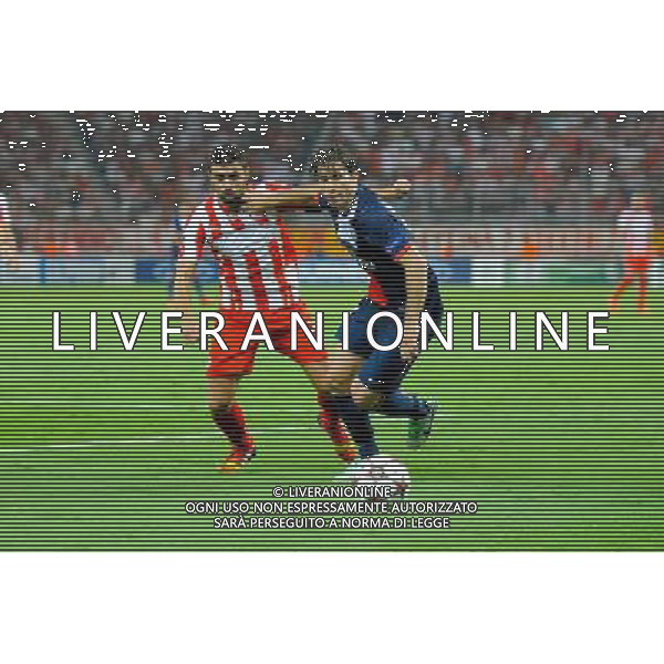 Giannis MANIATIS / Maxwell SCHERRER - 17.09.2013 - Olympiakos / Paris Saint Germain - Ligue des Champions Photo: Amandine Noel / Icon Sport /AGENZIA ALDO LIVERANI SAS - ITALY ONLY - EDITORIAL USE ONLY