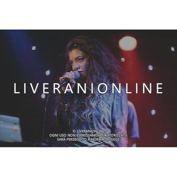 Lorde performs at Madame Jojos, London on 18th September 2013. /B2839 - ©PHOTOSHOT/AGENZIA ALDO LIVERANI SAS - ITALY ONLY - EDITORIAL USE ONLY