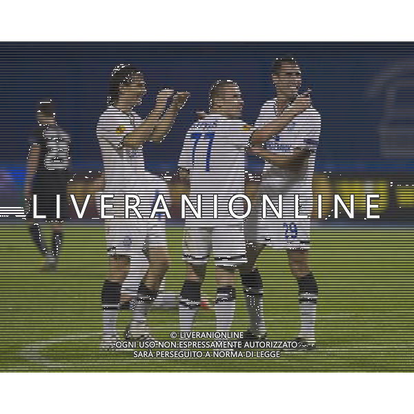 (130920) -- ZAGREB, Sept. 20, 2013 () -- Players of Chornomorets Odesa celebrate after their UEFA Europa Legue Group B soccer match against Dinamo Zagreb at the Maksimir Stadium in Zagreb, Croatia, Sept. 19, 2013. Chornomorets Odesa won 2-1. (/Miso Lisanin) ©photoshot/AGENZIA ALDO LIVERANI SAS - ITALY ONLY - EDITORIAL USE ONLY - Dinamo Zagabria - Chornomorets Odessa UEFA Europa Legue Gruppo B partita di calcio allo stadio Maksimir in Croazia